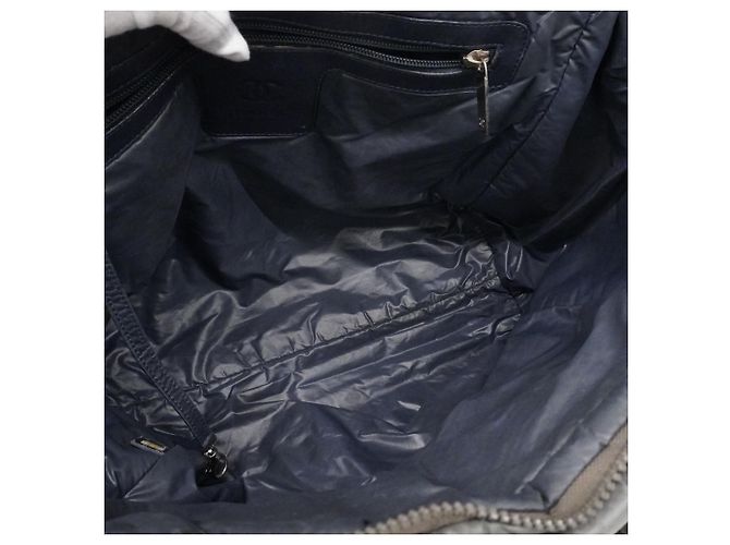 Borsa in nylon grigia Chanel Coco Cocoon Marrone - vista 4