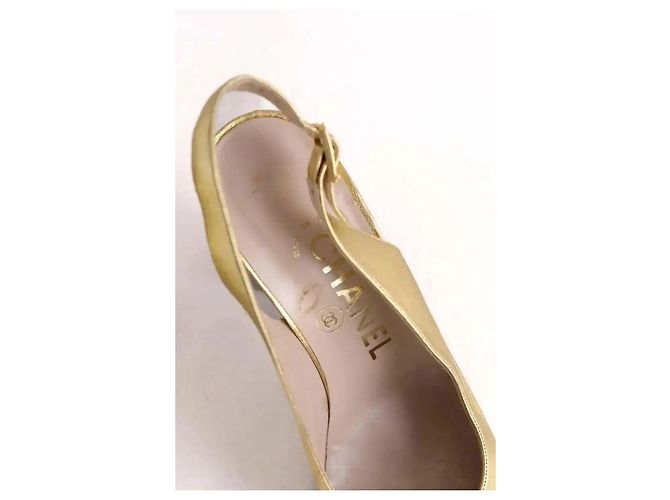 Chanel Tacchi dorati D'oro - vista 4