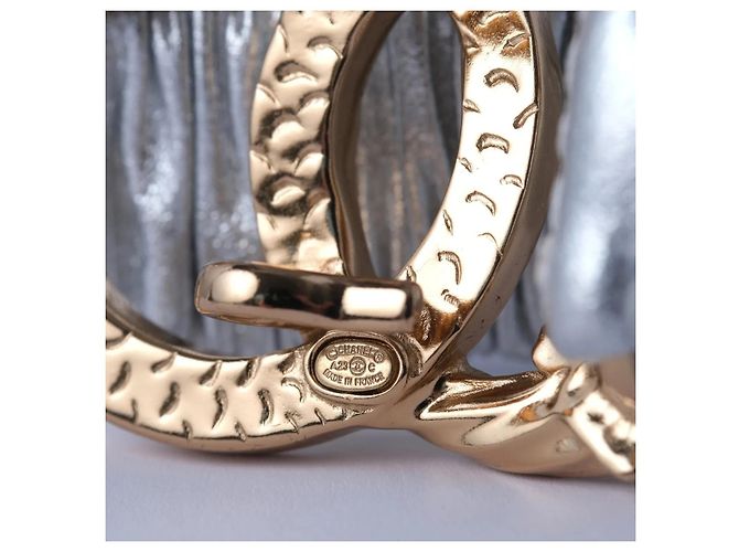 Chanel-Ledergürtel mit kristallverziertem CC-Logo Silber - Ansicht 5