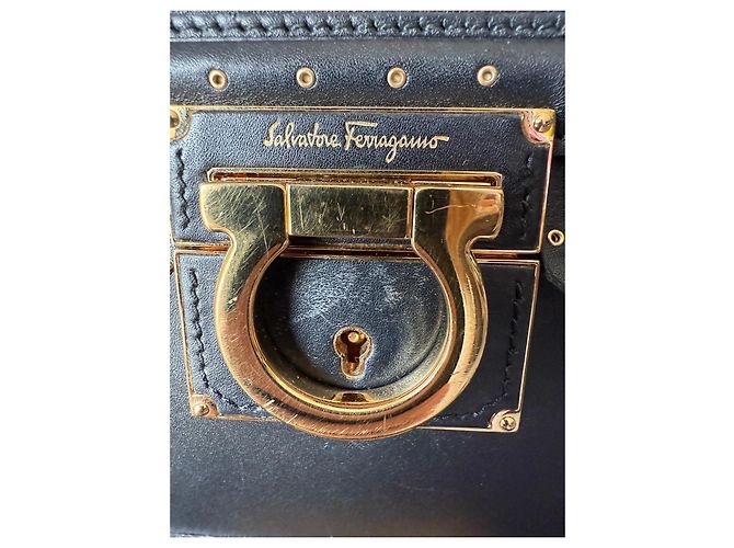 Borsa Salvatore Ferragamo Gancini in pelle nera Nero - vista 9