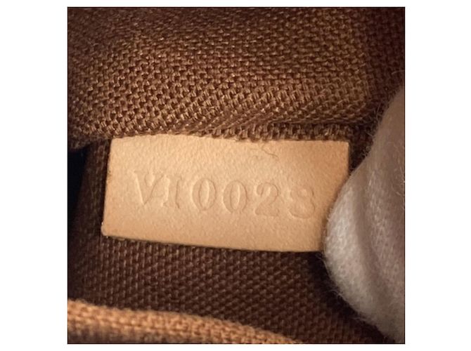 Borsa Tote Tivoli PM M40143 di Louis Vuitton Monogramma - vista 7