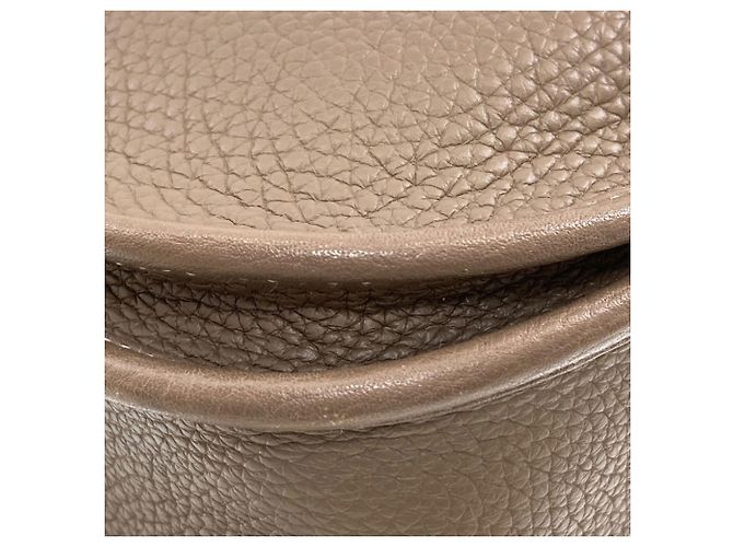 Hermès Evelyne 3 PM Schultertasche Taupe - Ansicht 21