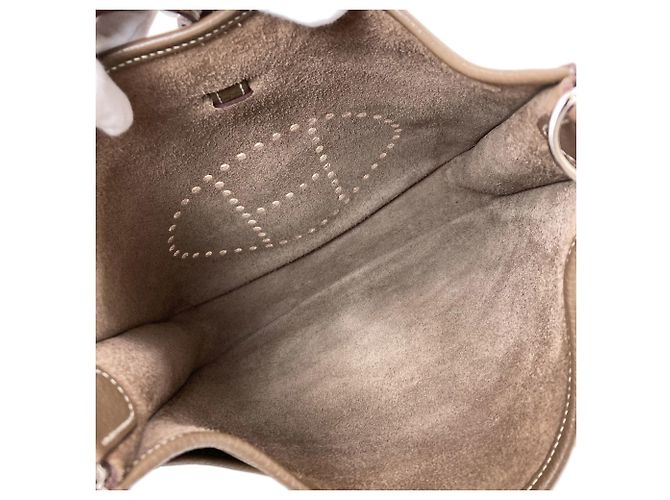 Hermès Evelyne 3 PM Schultertasche Taupe - Ansicht 5