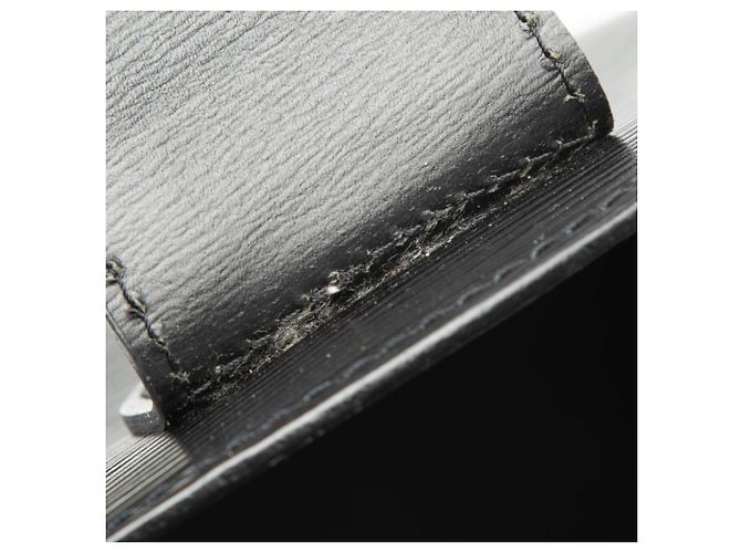 Louis Vuitton Cluny Nero in Epi - vista 7