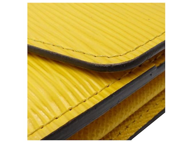 Cartera Larga Sarah Epi Amarilla Louis Vuitton Amarillo - vista 11