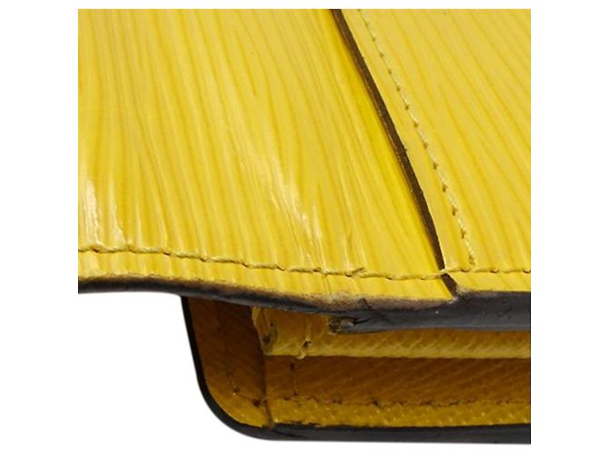 Cartera Larga Sarah Epi Amarilla Louis Vuitton Amarillo - vista 12