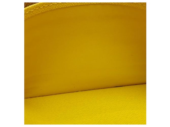 Cartera Larga Sarah Epi Amarilla Louis Vuitton Amarillo - vista 7