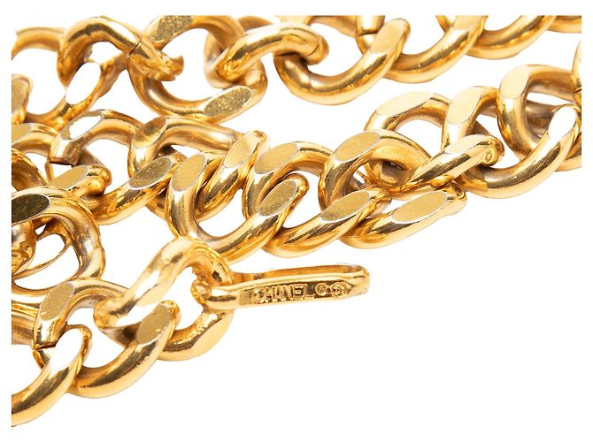 Kette mit goldplattiertem Logo-Schild von Chanel Golden - Ansicht 3