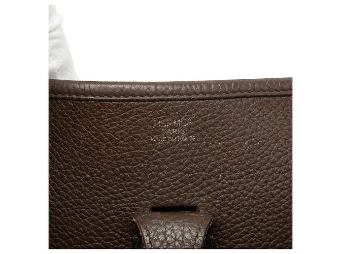 Hermès Evelyne I PM in pelle Clemence marrone Marrone scuro - vista 5