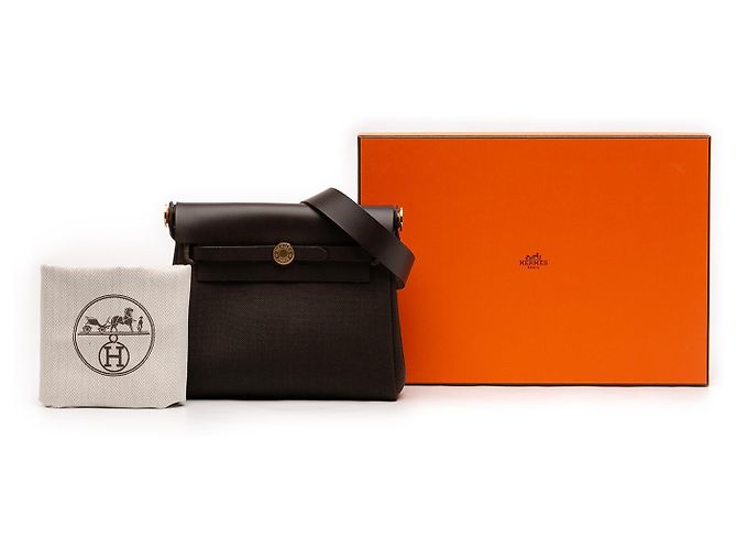 Herbag Zip 20 in Tela Militare Marrone e Vacca Hunter di Hermès Marrone scuro - vista 11