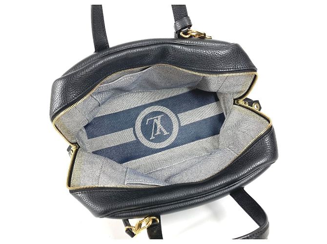 Borsa Tote MM Ultra Soft Dora di Louis Vuitton Nero - vista 12