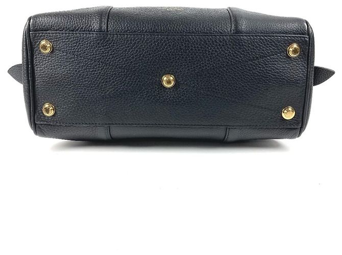 Borsa Tote MM Ultra Soft Dora di Louis Vuitton Nero - vista 5