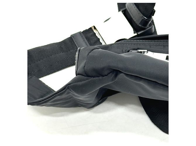 Sac à corps Logo 2VL008 de Prada Noir - vue 4