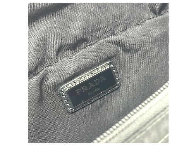 Sac à corps Logo 2VL008 de Prada Noir - vue 8