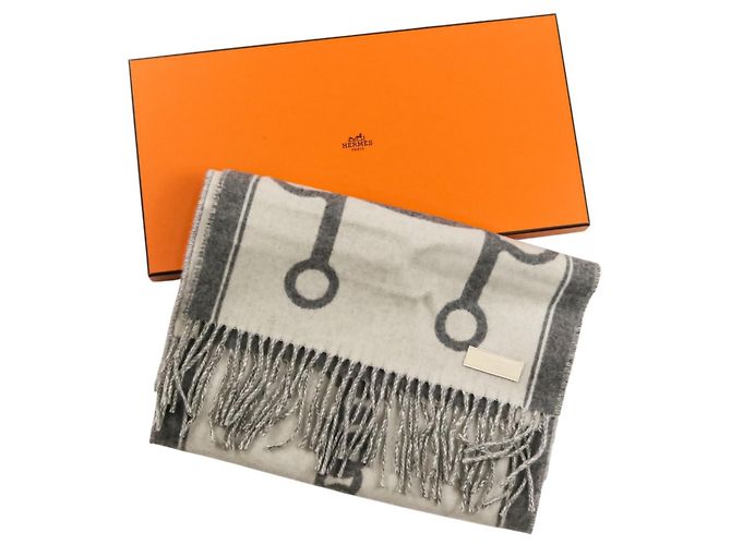 Stola in cashmere Hermès grigia Marrone - vista 14