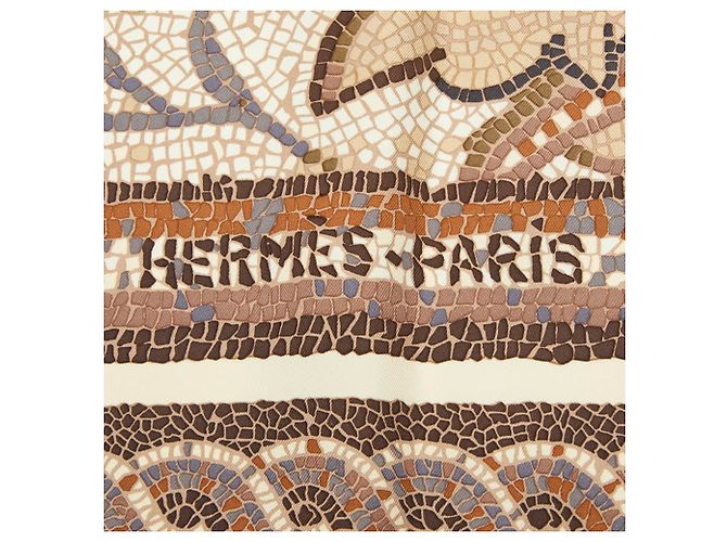 Sciarpa Hermès Carré 90 Sotto la Guida di Marte Multicolore Beige - vista 5
