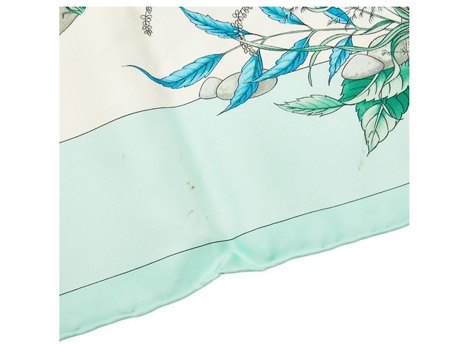 Silk In Foulard Hermès Carré 90 Pythagore in seta verde - vista 4