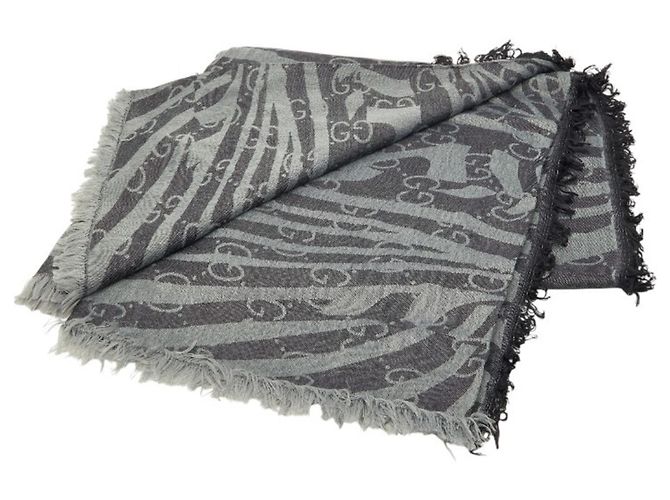 Stola grande con frange GG di Gucci Marrone - vista 2