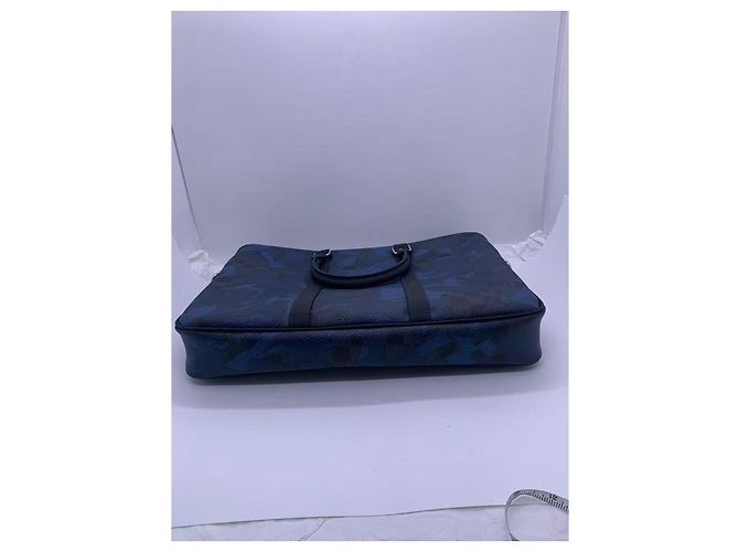 Louis Vuitton Valigetta Camouflage Nero a Quadri in Pelle Blu - vista 3