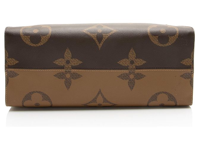 Sac Onthego GM en toile Monogram géant Louis Vuitton Marron - vue 4