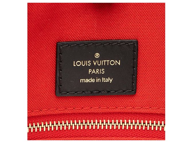 Sac Onthego GM en toile Monogram géant Louis Vuitton Marron - vue 8