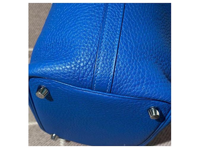 Borsa Hermès Lovebag 18 b3 in pelle blu - vista 4