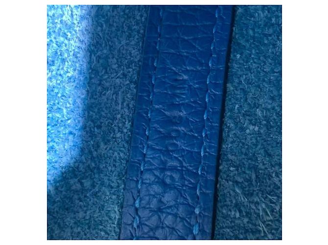 Borsa Hermès Lovebag 18 b3 in pelle blu - vista 6