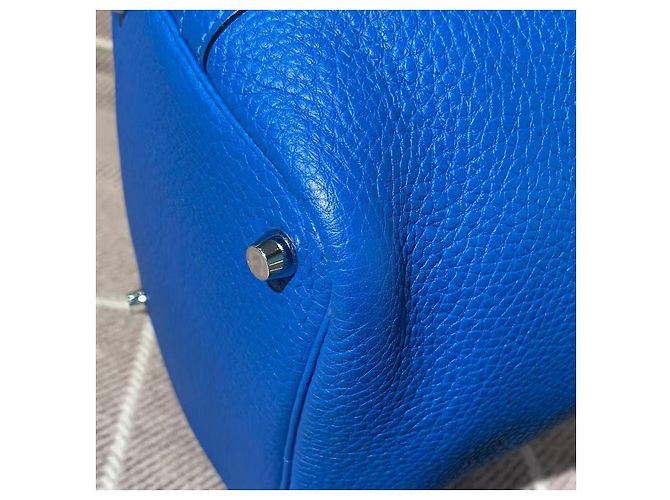 Borsa Hermès Lovebag 18 b3 in pelle blu - vista 8