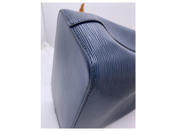 Louis Vuitton Neonoe Blue and Yellow Water Ripple Bucket Bag - view 2