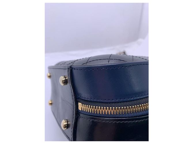 Borsa a tracolla Chanel blu in pelle con catena nera - vista 3