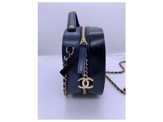 Borsa a tracolla Chanel blu in pelle con catena nera - vista 6