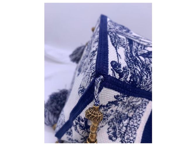 Dior Piccola Borsa a Secchiello Ricamata con Frange a Stella Blu - vista 6