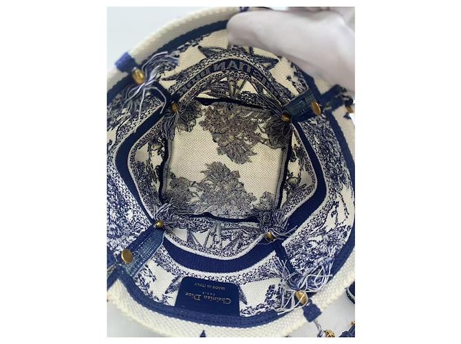 Dior Piccola Borsa a Secchiello Ricamata con Frange a Stella Blu - vista 8