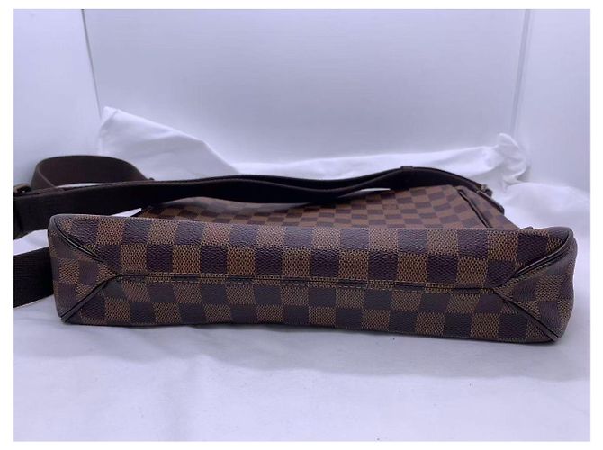 Louis Vuitton Borsa a Tracolla Brooklyn Quadri Marrone - vista 3