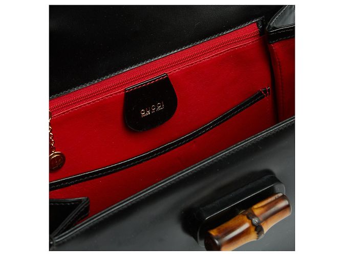 Gucci Sac Bamboo 1947 Grande circa 1990 Couture Borsa in Pelle Nera con Cinghia Extra - vista 5