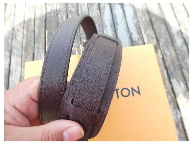 Alça Louis Vuitton para bolsa Keepall, comprimento total máximo de 135cms, sem caixa Bordeaux - vista 6