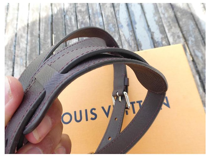 Alça Louis Vuitton para bolsa Keepall, comprimento total máximo de 135cms, sem caixa Bordeaux - vista 7