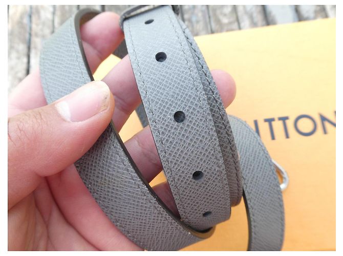 Cinghia a spalla Louis Vuitton per Keepall, lunghezza massima 138 cm, senza scatola Grigio - vista 5