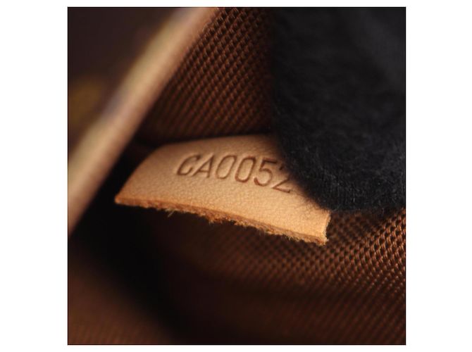 Borsa a vita Pochette Gange Louis Vuitton Marrone - vista 5