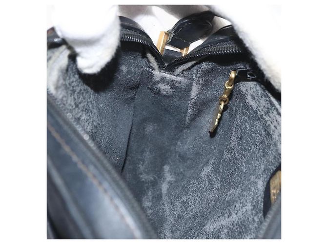 Gucci Borsa a spalla Micro GG Supreme in PVC Nero Oro Auth 176880 D'oro - vista 18