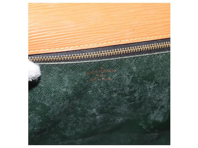 LOUIS VUITTON Borsa a Mano Dragonne Epi Serie Zipangu Oro M52618 LV Auth 176878 - vista 15