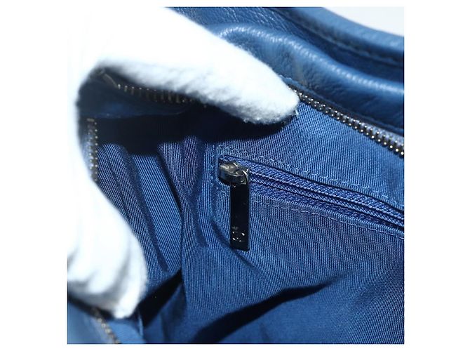 Borsa Chanel Chain Gabriel De Chanel in pelle caviar blu oro CC Auth ka4104SAV D'oro - vista 20