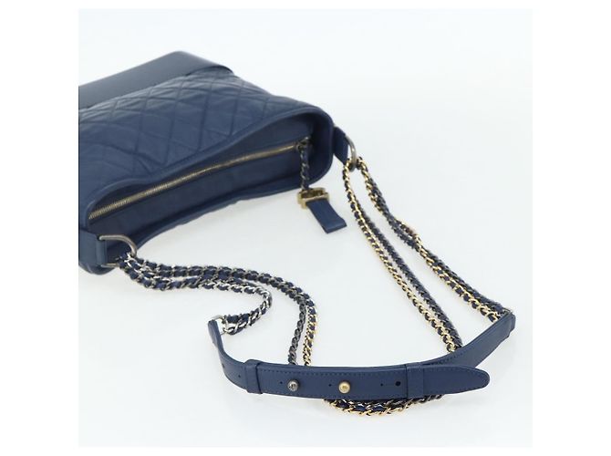 Borsa Chanel Chain Gabriel De Chanel in pelle caviar blu oro CC Auth ka4104SAV D'oro - vista 7