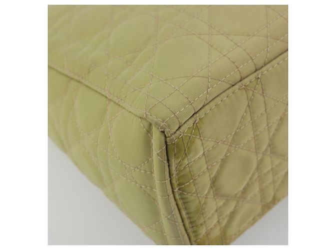 Borsa Canage in nylon 2 in 1 Christian Dior verde oro Auth 176178 D'oro - vista 13