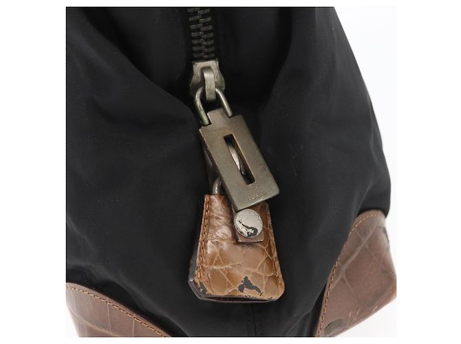 Borsa Tote Prada in nylon nero argento Auth 176297 - vista 14