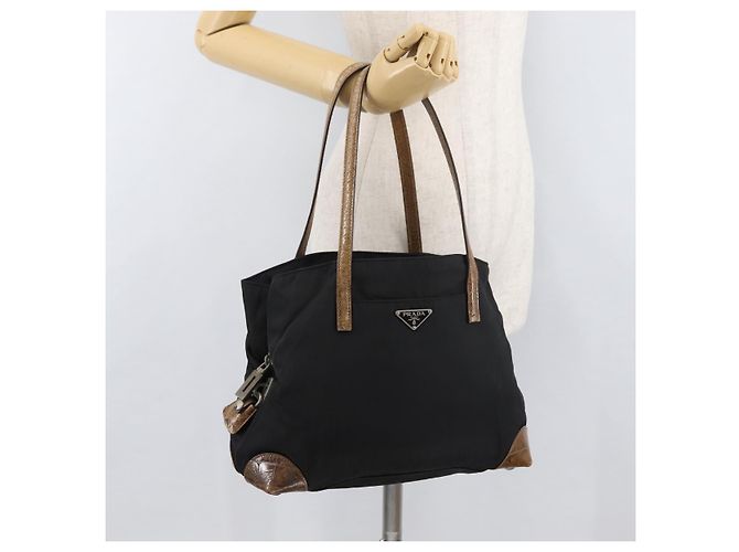 Borsa Tote Prada in nylon nero argento Auth 176297 - vista 28