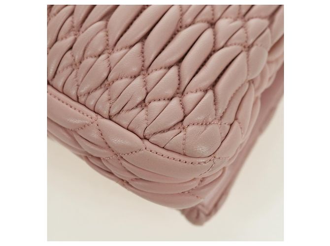 Borsa a Spalla Miu Miu Matelassé in Pelle 2 in 1 Rosa Argento Auth 176382SAM - vista 17