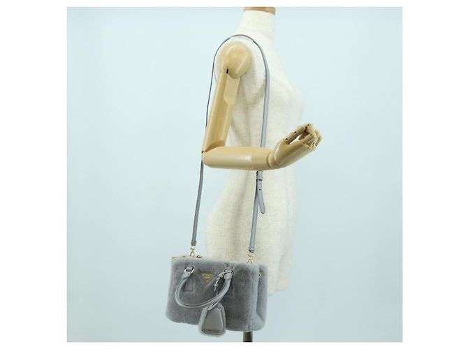 PRADA MONTONE Borsa a Spalla in Pelliccia Sintetica Galleria Fur 2way Grigio Oro Auth ki6631M Marrone D'oro - vista 28