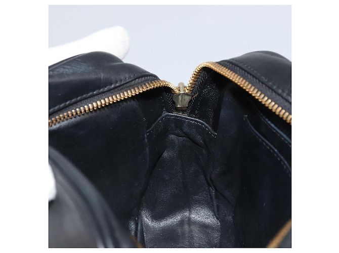 Salvatore Ferragamo Borsa a Spalla Gancini Chain in Pelle Nera Oro Auth 176787 Nero D'oro - vista 18