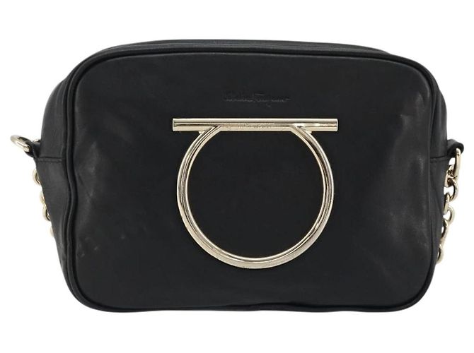 Salvatore Ferragamo Borsa a Spalla Gancini Chain in Pelle Nera Oro Auth 176787 Nero D'oro - vista 2